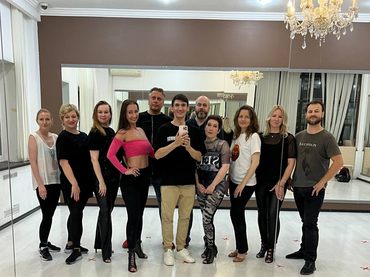 Школа бачаты в Москве - OlaMio Studio