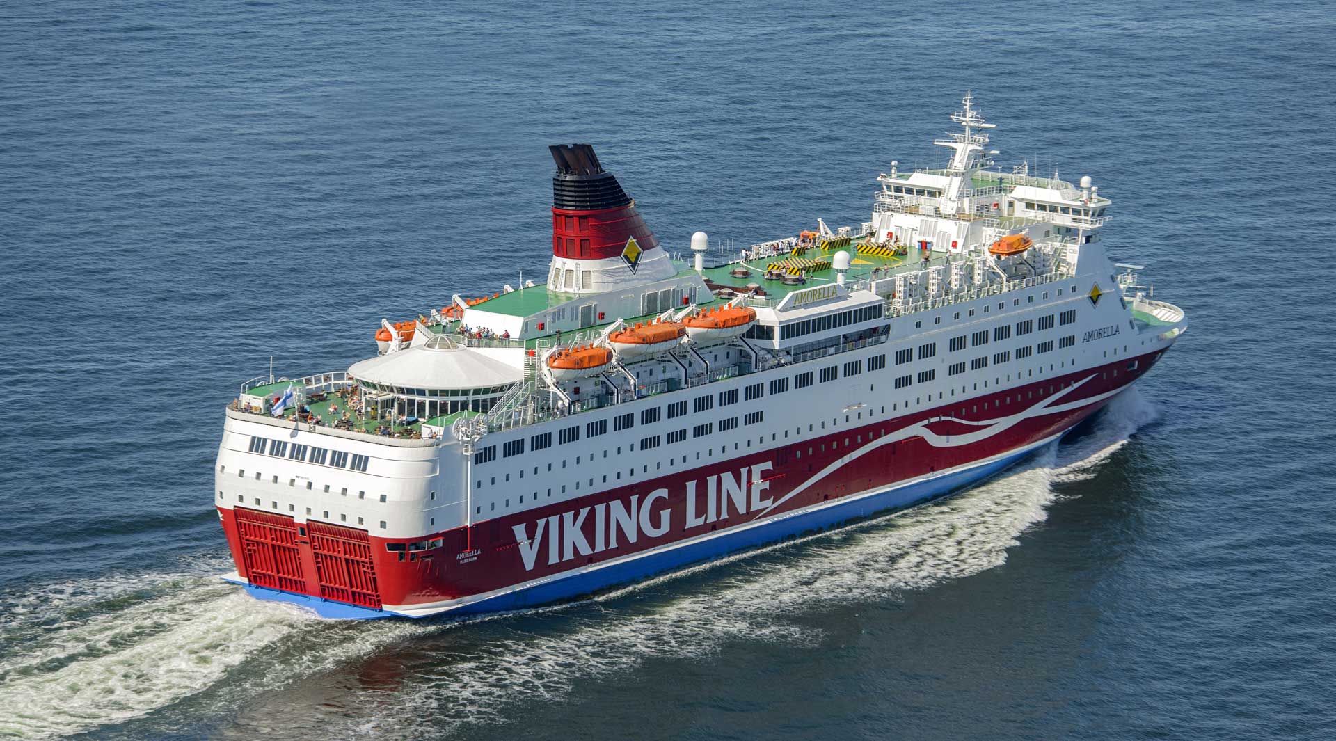 Line паром. Viking line паром Хельсинки Стокгольм. Viking line паром Хельсинки. Viking line паром Финляндия Швеция. Лайнер Викинг Стокгольм.