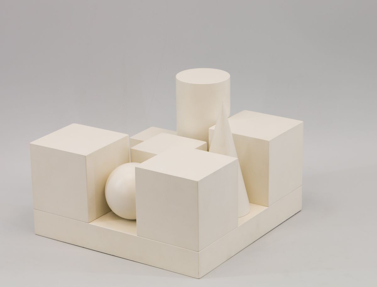 Владимир Немухин "Посвящение П.Сезану," дерево, краска. Основание: 28 Х 28 Х 20 см. Подпись автора на основании. 2005 г.