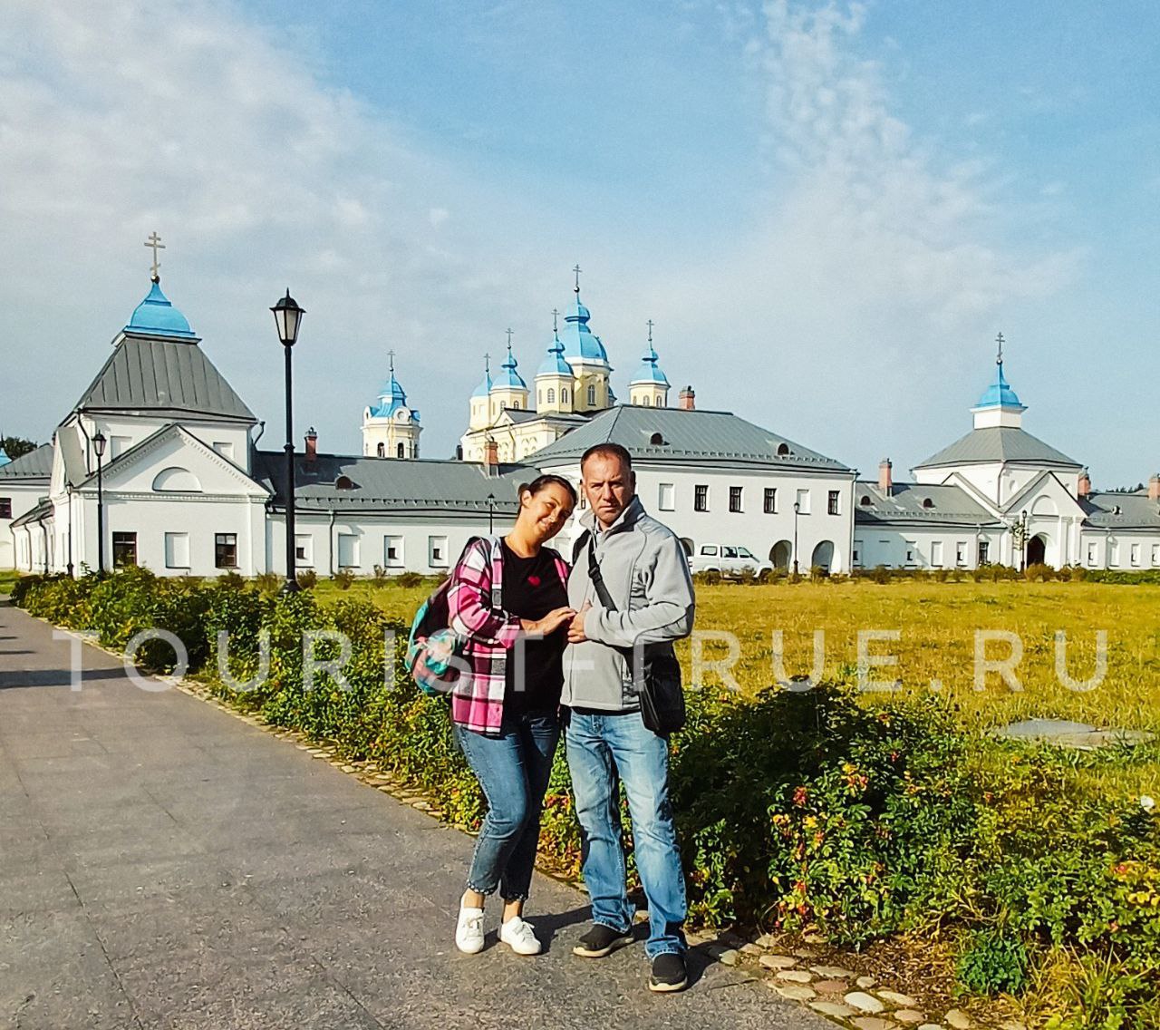 Экскурсия в Коневский монастырь на острове Коневец