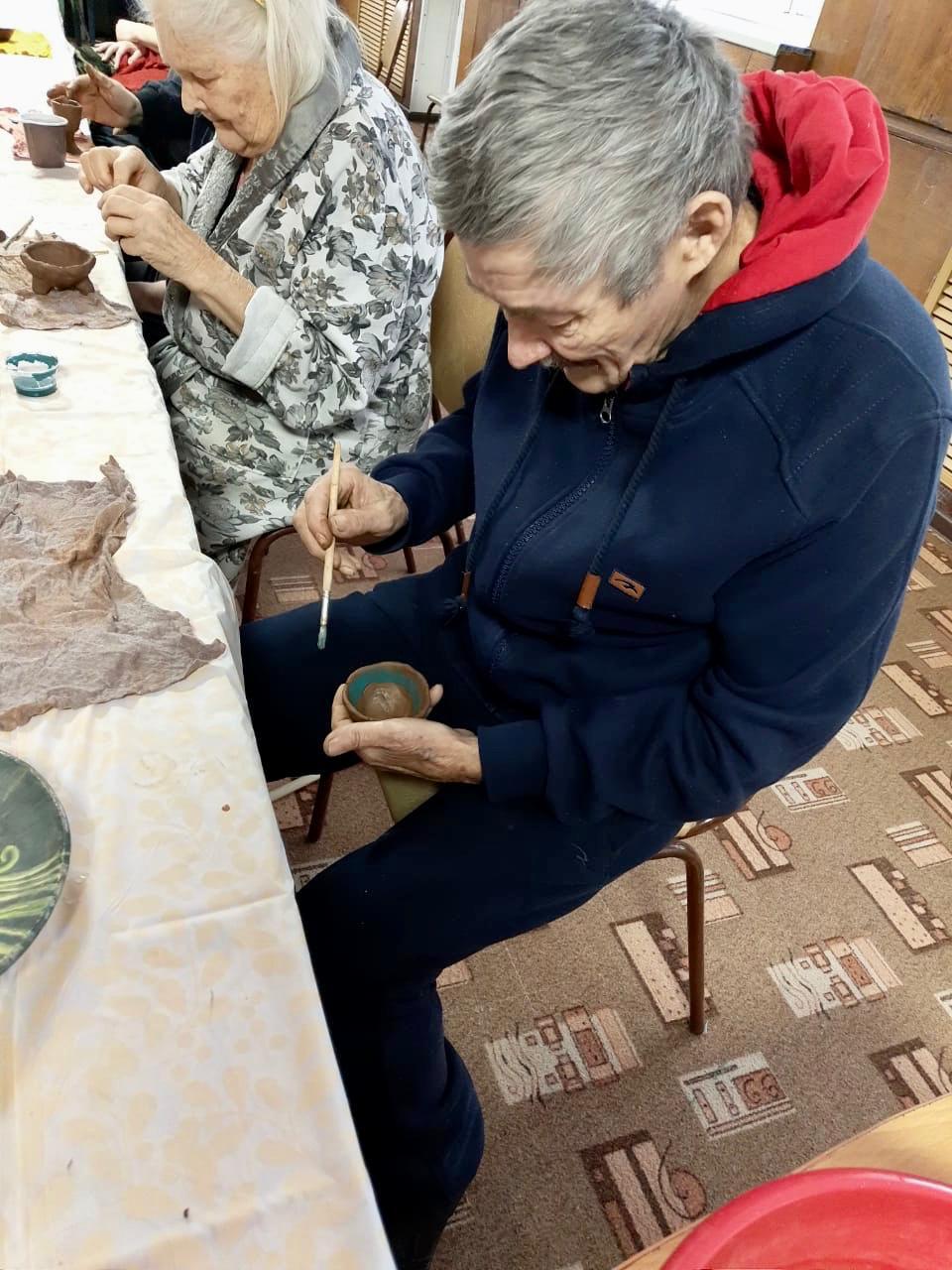 Пансионат для пожилых энгельс. Дом престарелых Владивосток. Пансионат для пожилых Новокузнецк. Пансионат для пожилых людей в Волгограде. Дом престарелых во Владивостоке на Седанке.