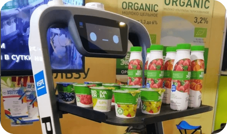 Фото робота официанта