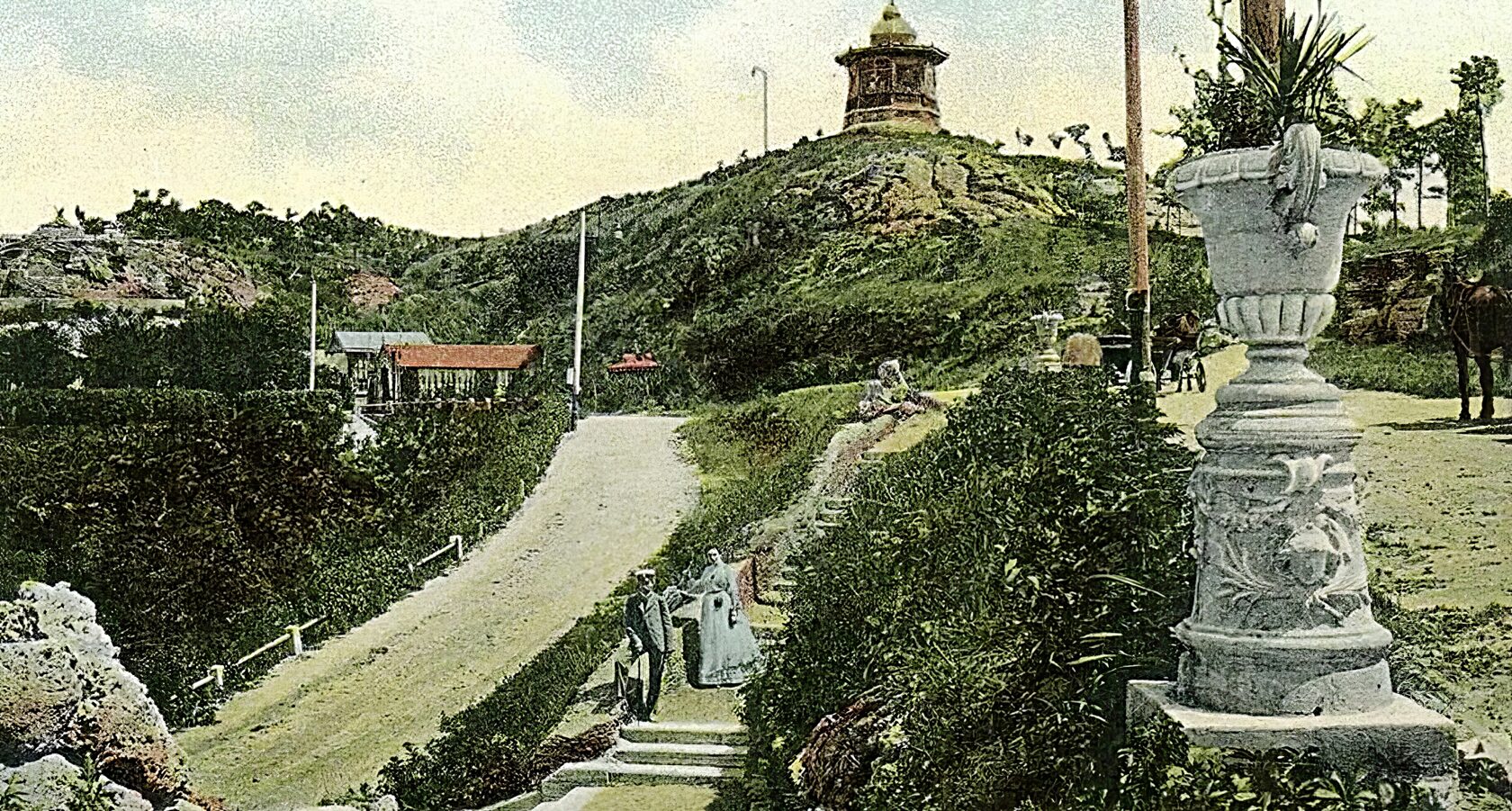 Хх работа пятигорск. Гора машук. Гора машук. Пятигорск магазины. Гора машук в пятигорске 19 век.