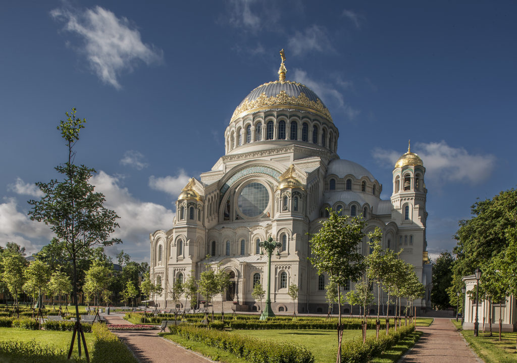 Работа собора в кронштадте. Якорная площадь в Кронштадте.