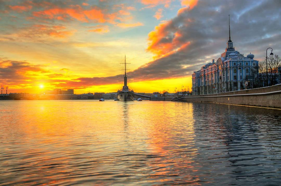 Рассвет в санкт петербурге. Солнечное (Санкт-Петербург). Санкт-Петербург летом. Красивый рассвет в пите. Красивый Питер летом.