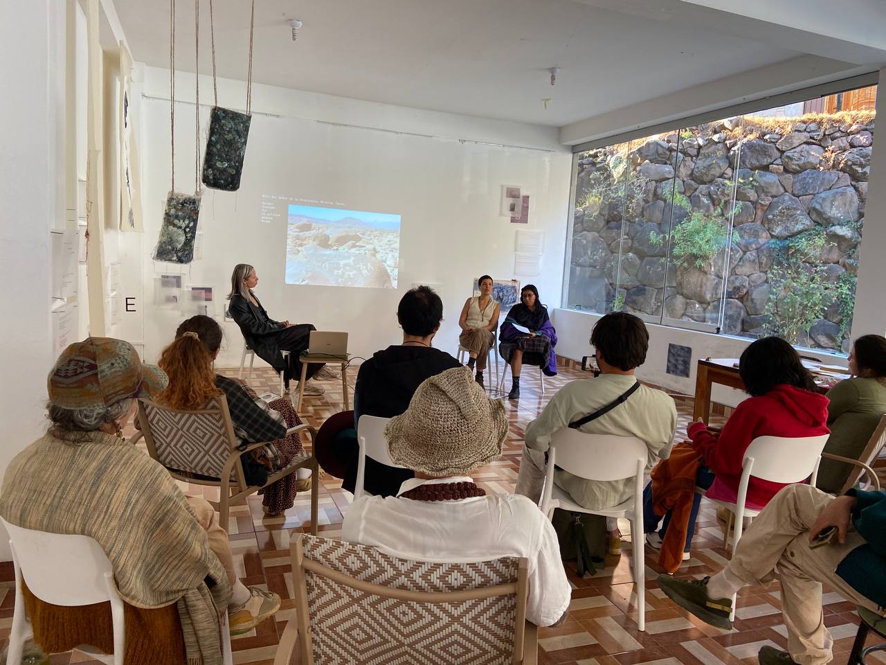 17 Ways to Love the Rocks — exhibition and visitors at domperú
