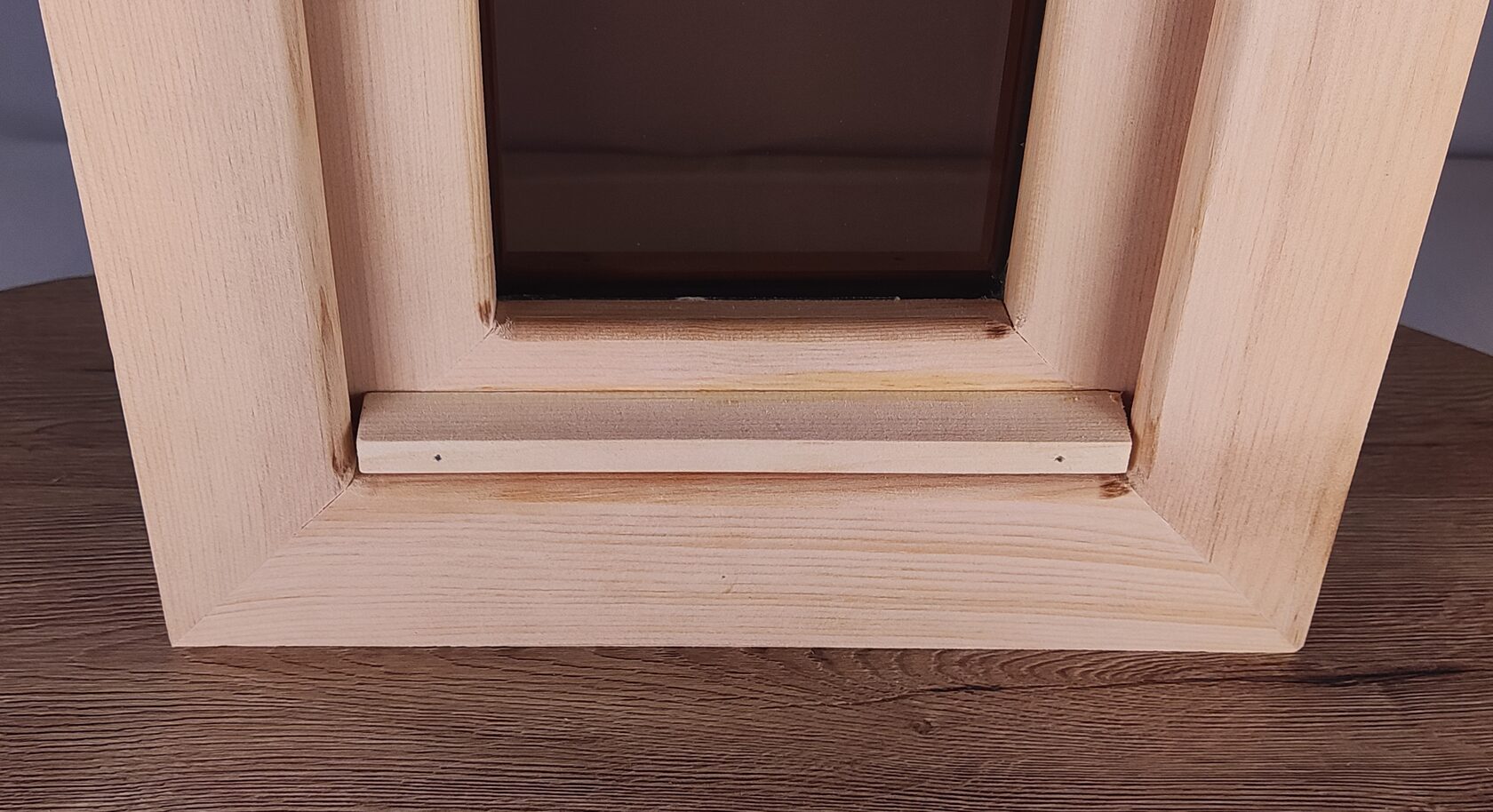 кедровое окно бронза