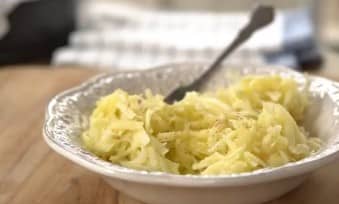 Приготовление насыпного пирога с творогом и яблоками в духовке: шаг 6