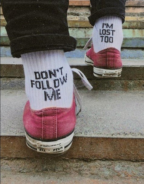 Носки — принт «Don't Follow Me»