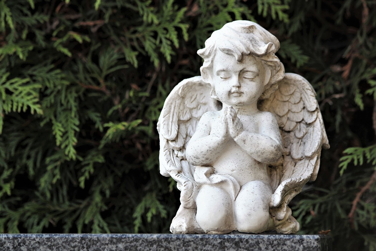 Детские памятники с ангелочками фото