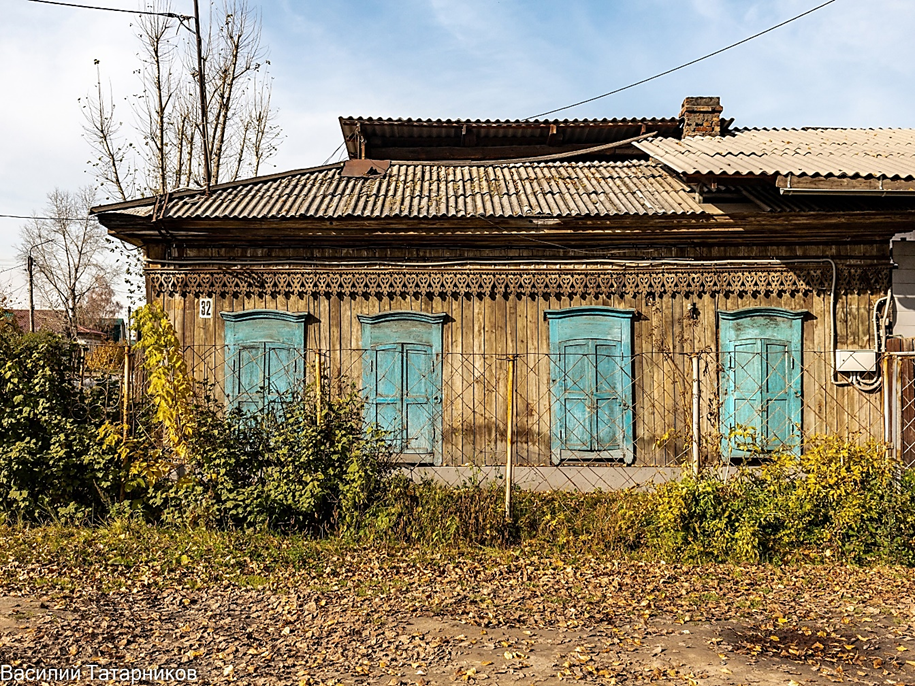 Рис. 4. Вид один из центральных фасадов здания со стороны улицы Карла Маркса. Период создания: рубеж 2010-х – 2020-х гг. Источник: Научно-исследовательская документация.