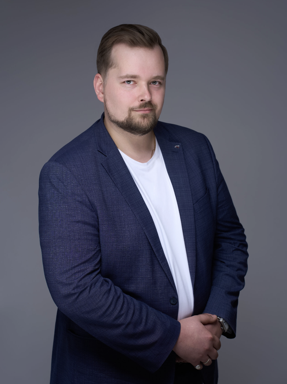 Александр Рассадников