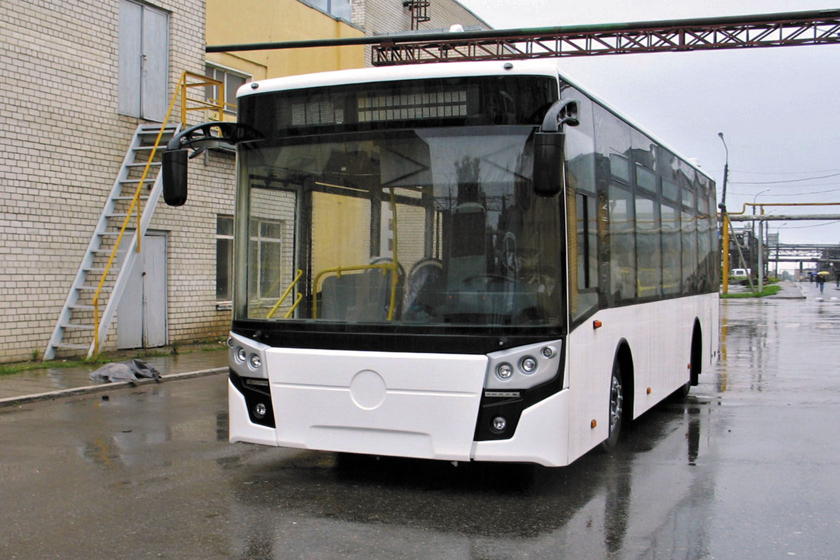 Новый троллейбус камаз 62825. Паз сити. Маршрутка перспективный. 41 маршрутка ставрополь. Троллейбус камаз 62825 салон.