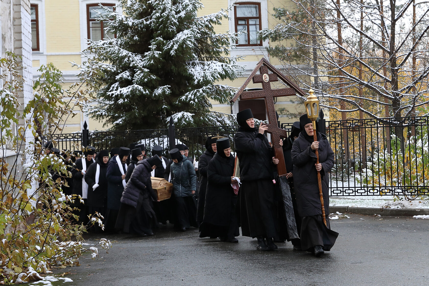 прощание с сестрой