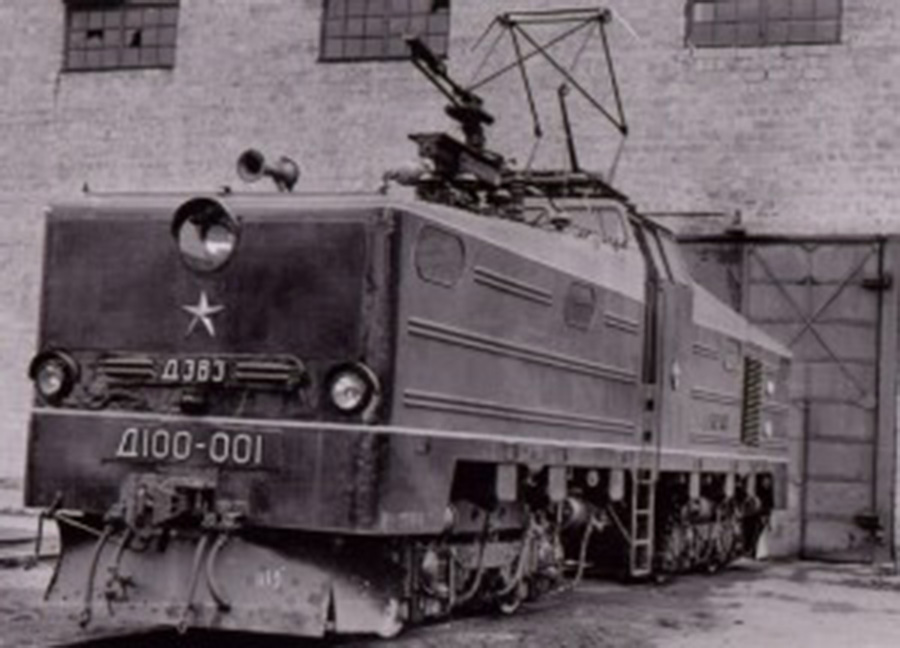 Промышленный электровоз Д100