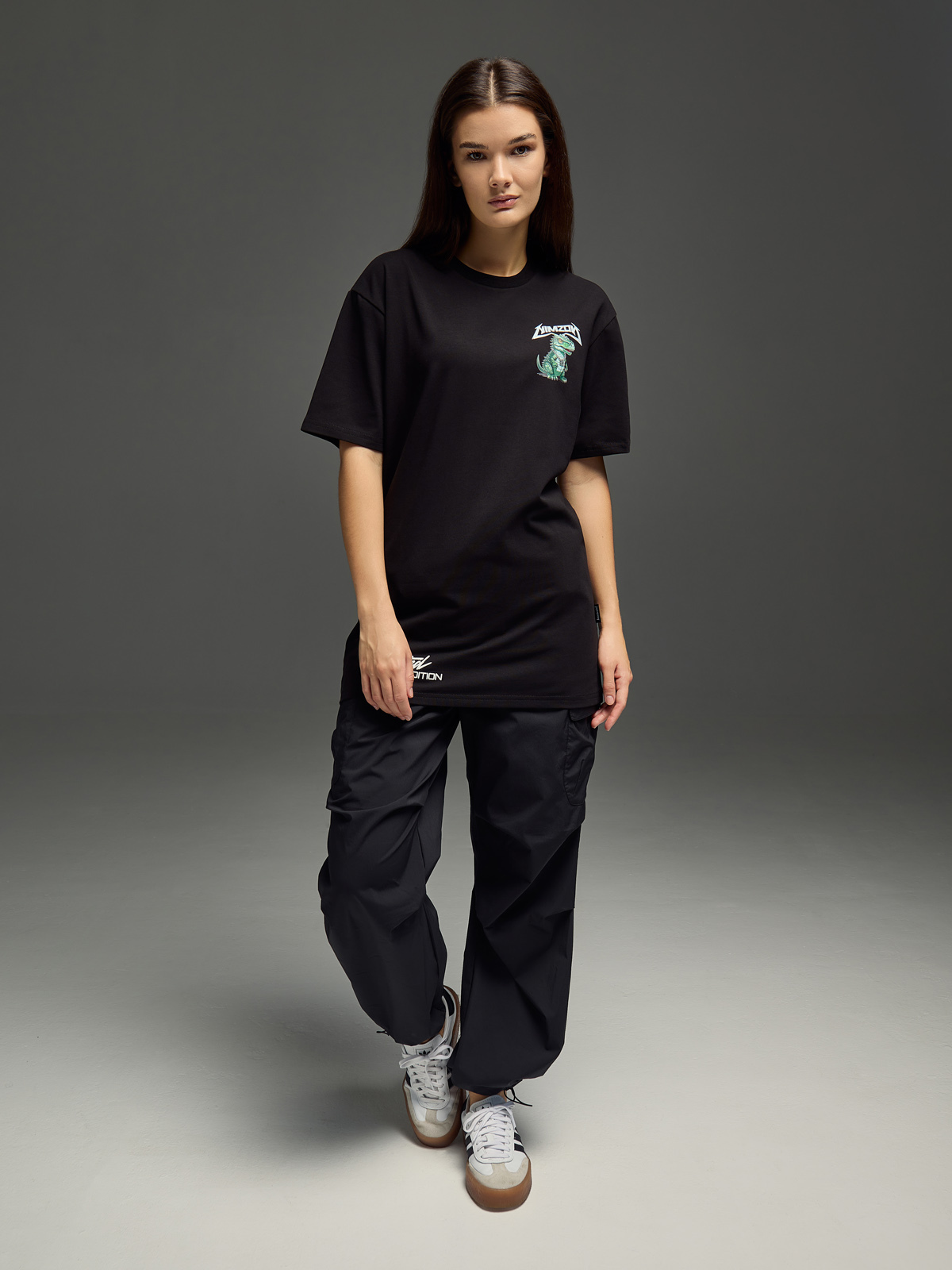 девушка в спортивном костюме профессиональная съемка