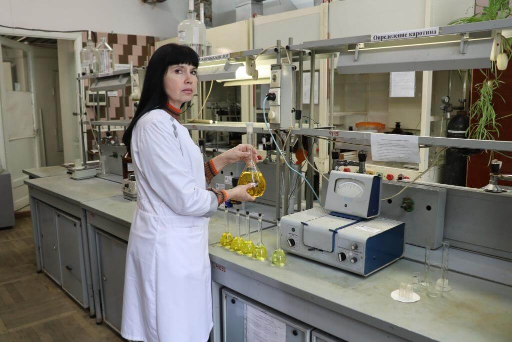 Лабораторные анализы Краснодар, лабораторные испытания, химический анализ воды, анализ кормов, анализ почвы, пробы воды Краснодар, анализ пищевой продукции, Определение каротина в кормах