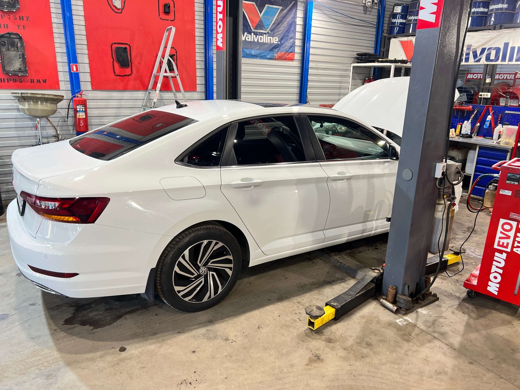 Проверка антифриза Volkswagen Jetta 7