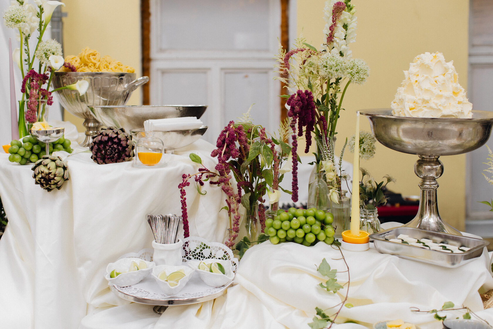 Выездной фуршет — профессиональная подача закусок на кейтеринге в Москве