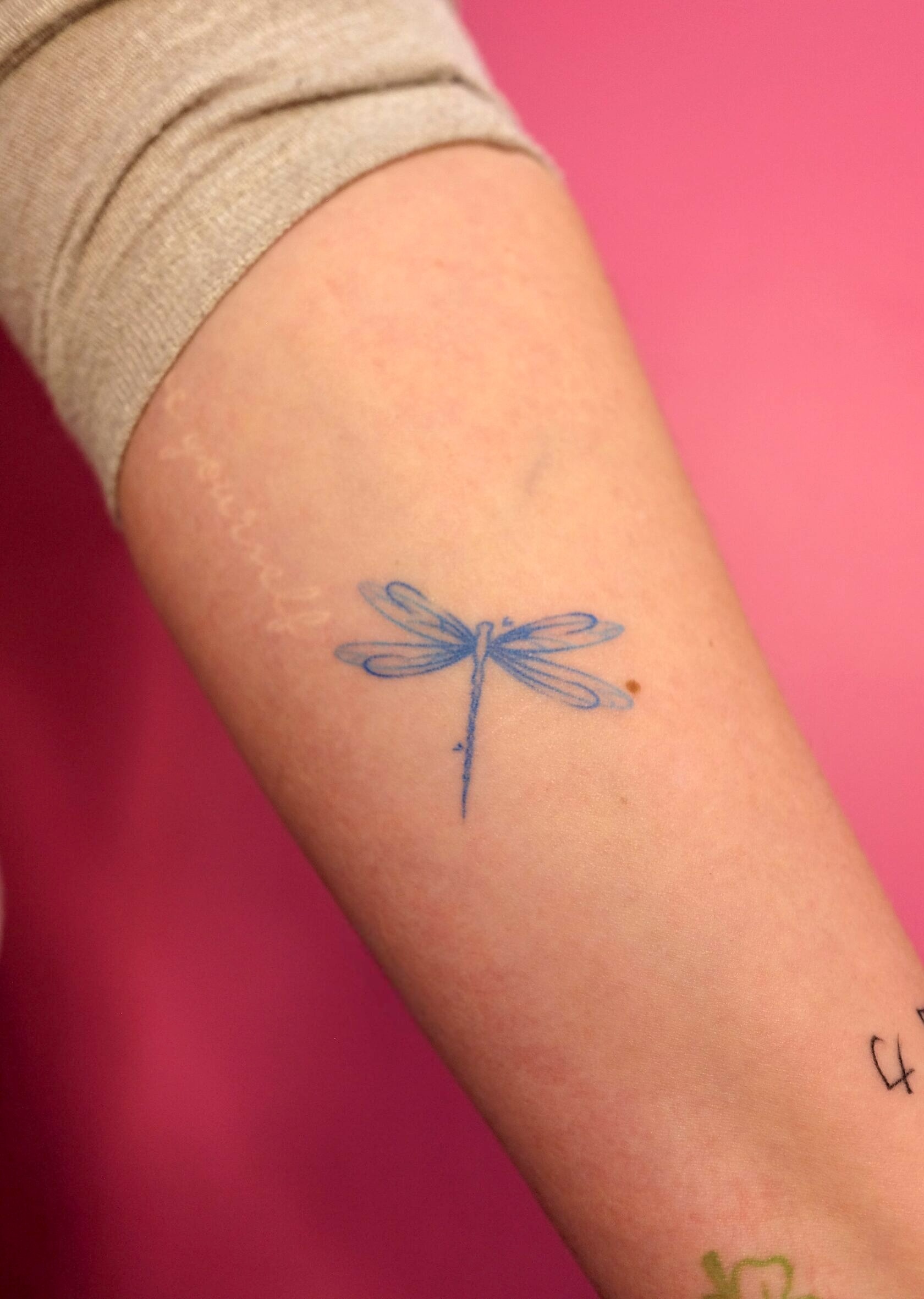 Зажившая мини-тату VivoTattoo — пример 7