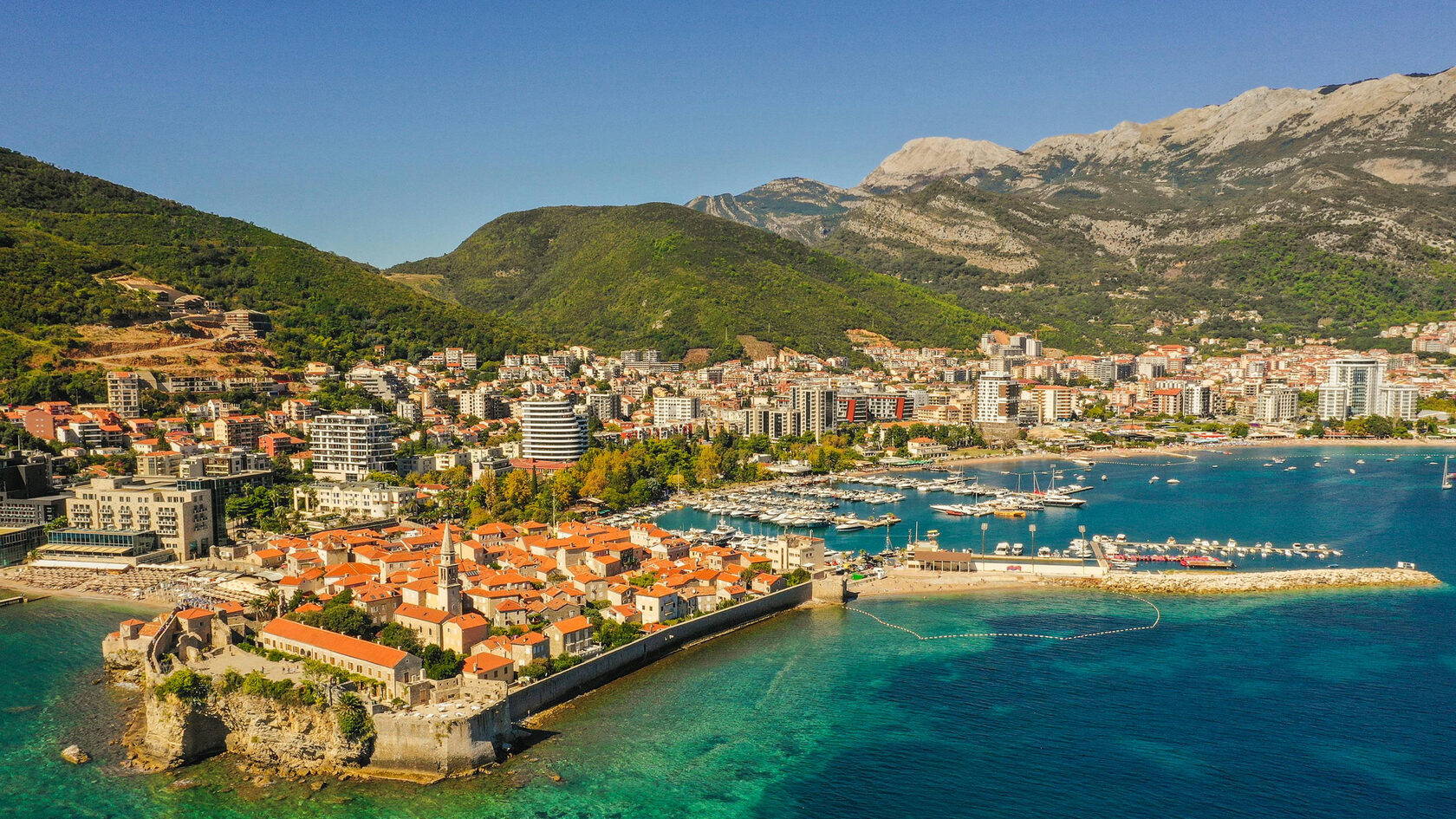 Где отдохнуть в августе?