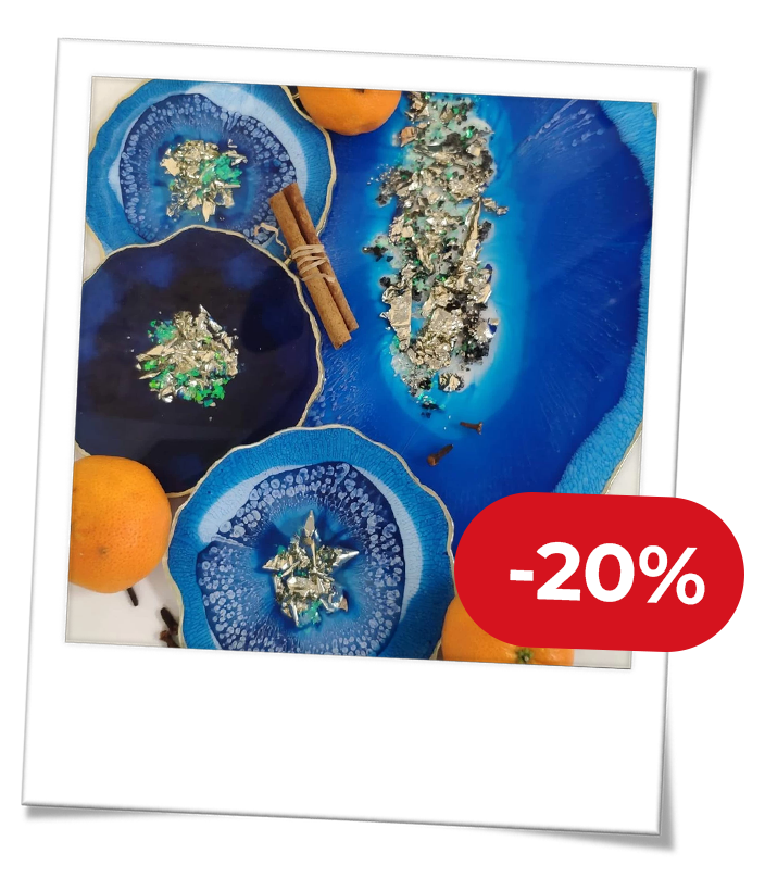 фото нанесения макияжа на лицо девушки 