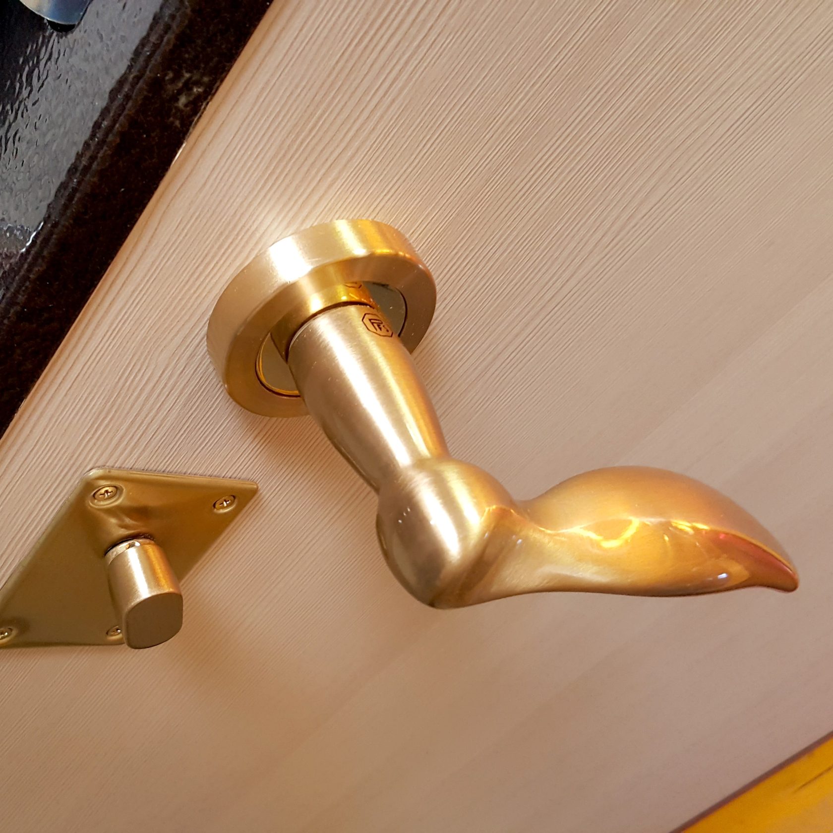 "Антивандальный" пластик