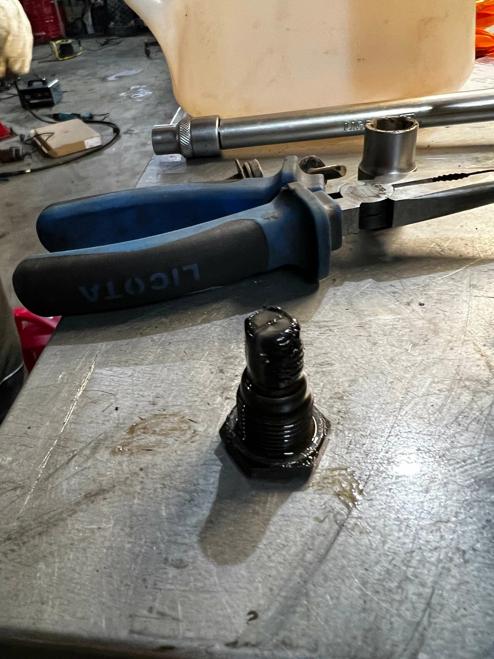 Состояние магнита пробки АКПП Kia