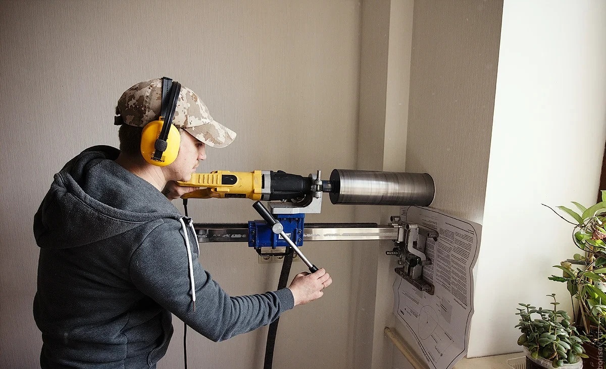 установка бризера в квартире