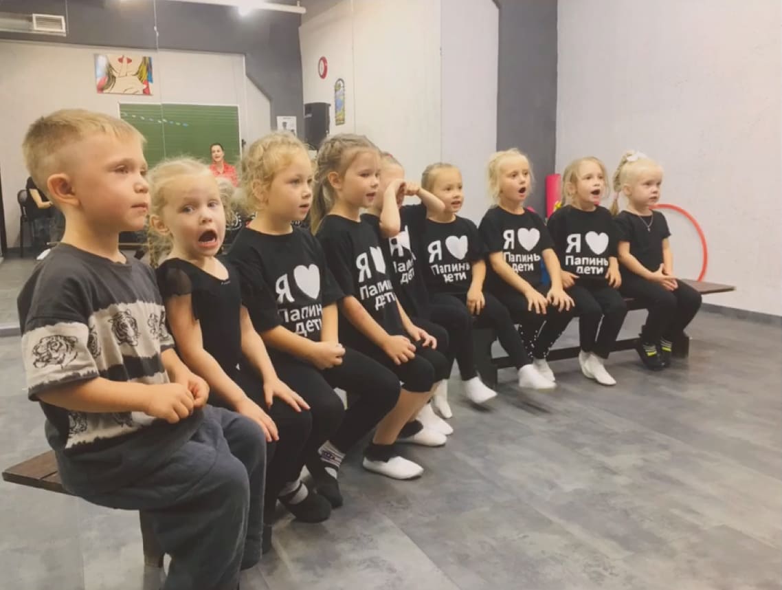 занятия по вокалу, современная хореография, денсхолл, творческие интенсивы, хип-хоп, эстрадная хореография, актерское мастерство, уроки игры на фортепиано, индивидуальный сольный проект, сонграйтинг, проектная группа