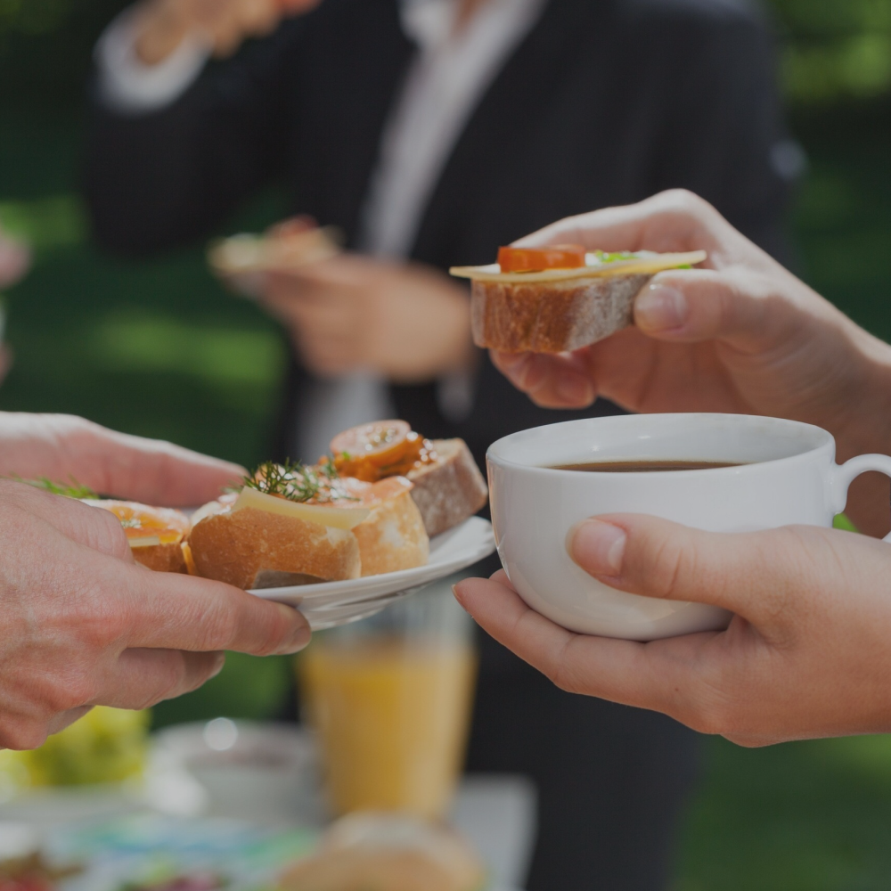 Нева Панорама - банкетный зал с панорамным видом на Неву