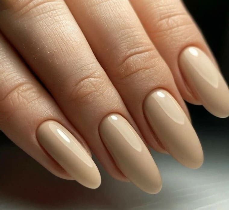 Как поддерживать идеальный маникюр: советы и рекомендации