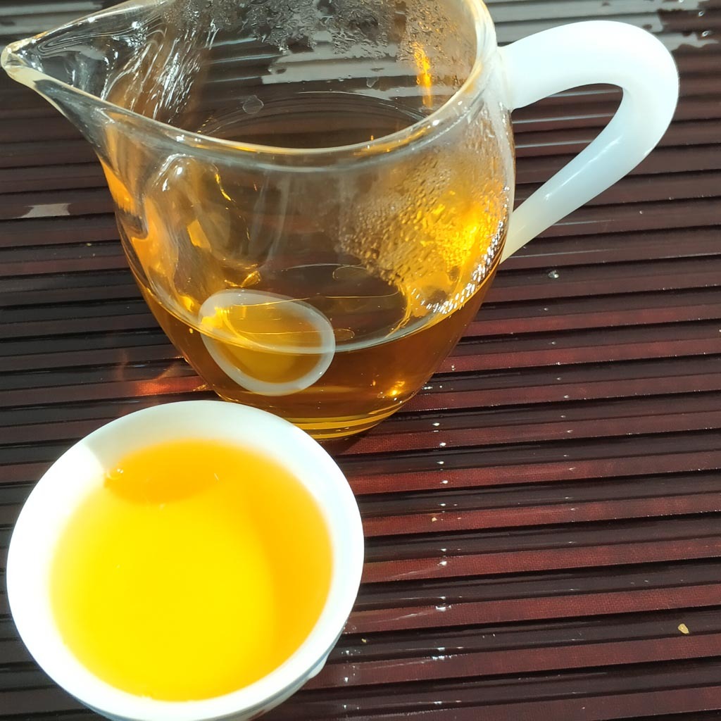 Beauty Tea Dry Leaf Detail