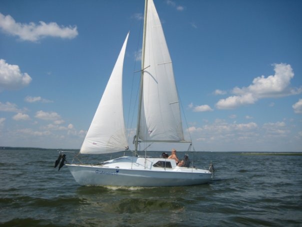 фото нанесения макияжа на лицо девушки 