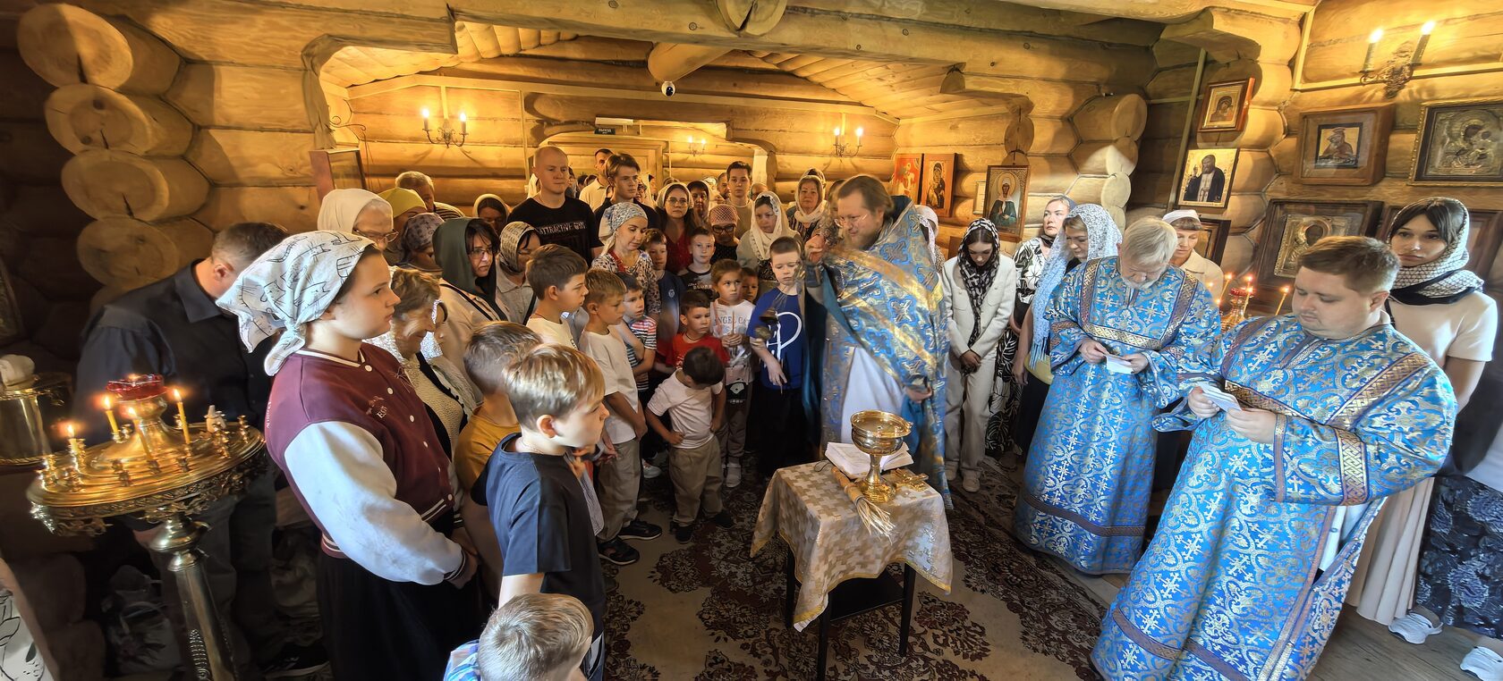 Молебен