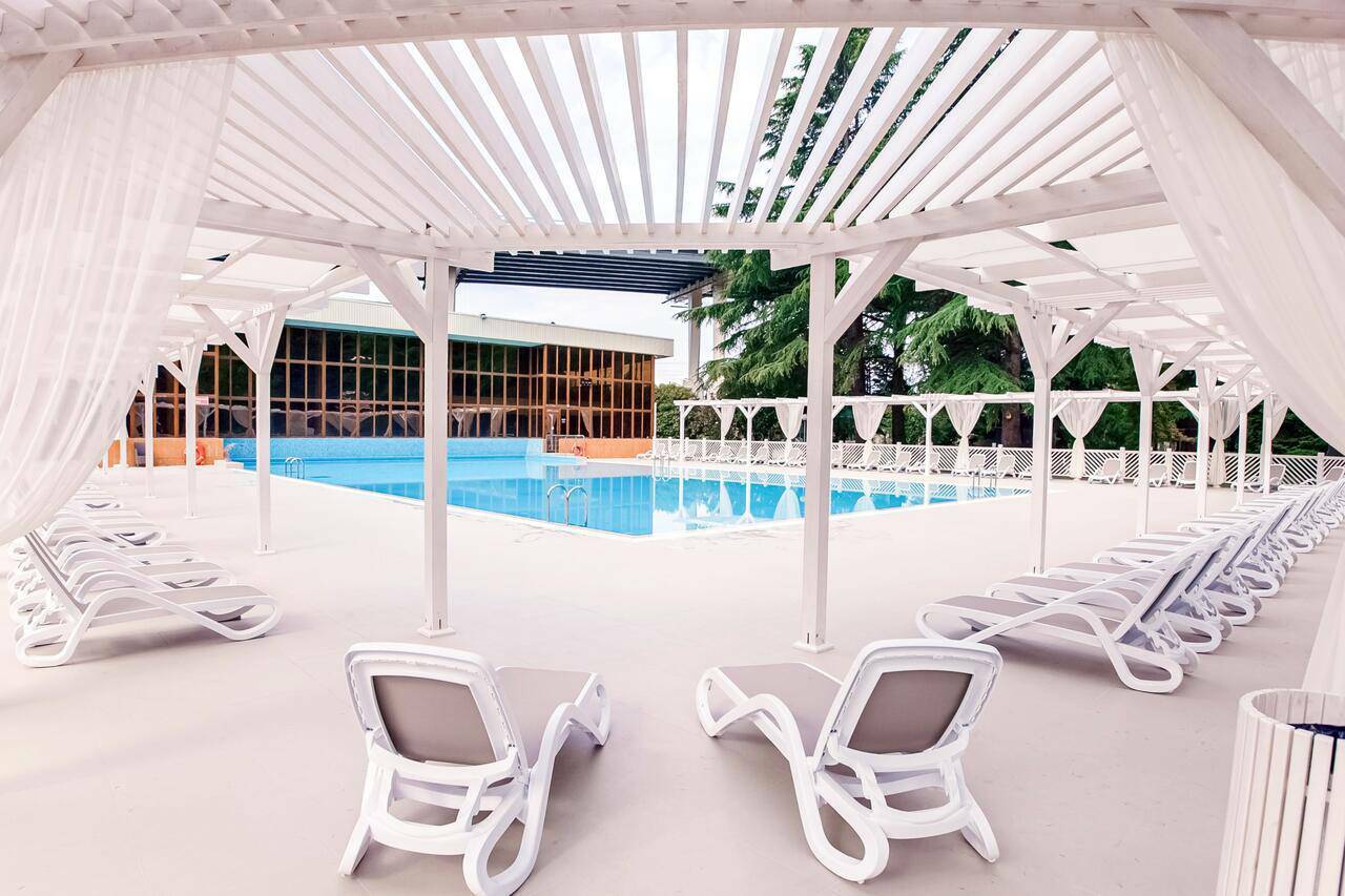 Алеан сочи сайт. Alean Family Sputnik 4 Сочи. Spa-отель Alean Family Resort & Spa Sputnik 4*. Отель Alean Family Resort Сочи. Отель Алеан Спутник Сочи.