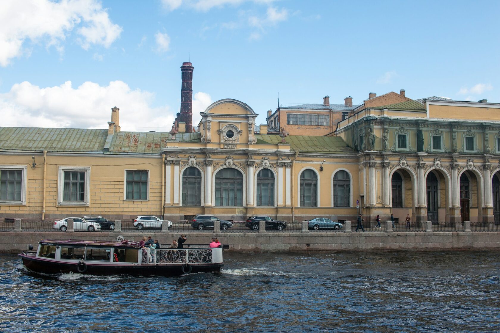 Соляной городок, Россия, Санкт-Петербург, набережная реки Фонтанки, 10