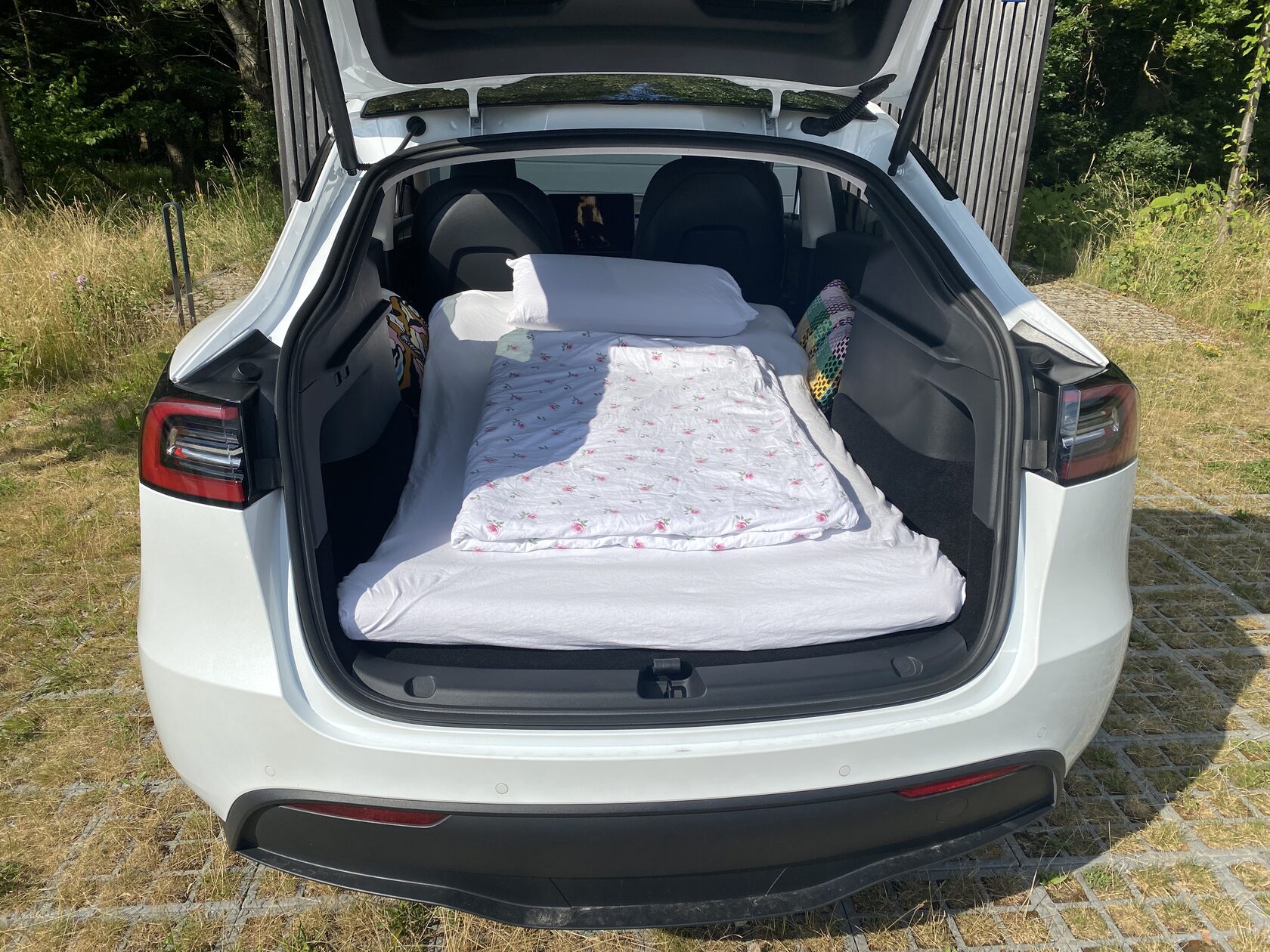 TESBEAUTY Tesla Matelas de camping en mousse à mémoire de forme haute  densité Accessoires Tesla Model Y Étui de transport multifonction