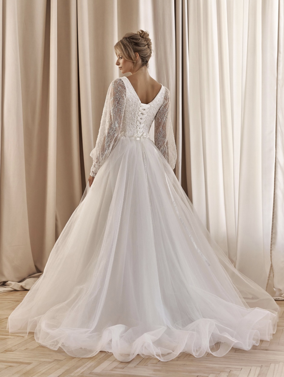 платье свадебное кружевное с рукавами 52 размера