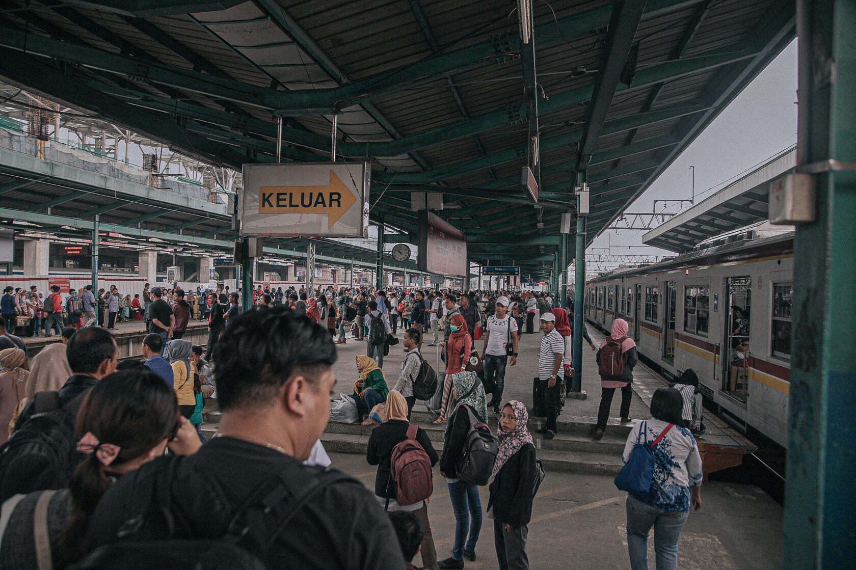 learn indonesian reddit, indonesian language, how easy is indonesian reddit, indonesian language, what language do they speak in indonesia, language in indonesia, indonesia official language