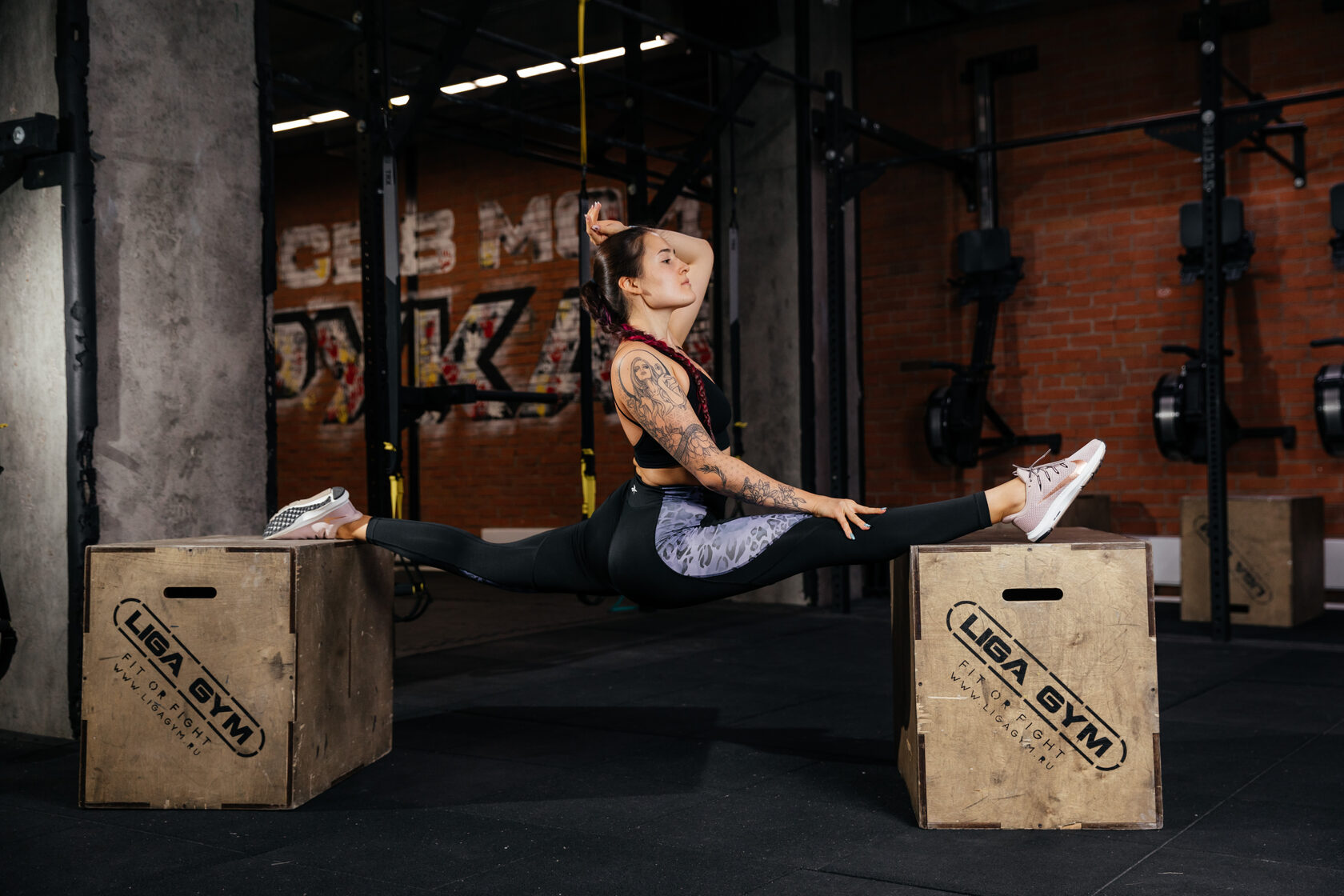 ЛЕВЧЕНКО ОЛЕСЯ