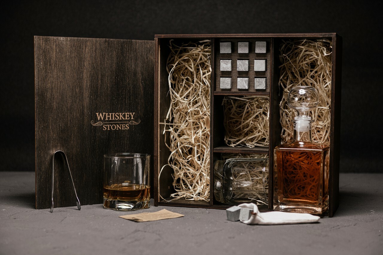 Подарочный набор камней для виски № 3 - Whiskey Stones