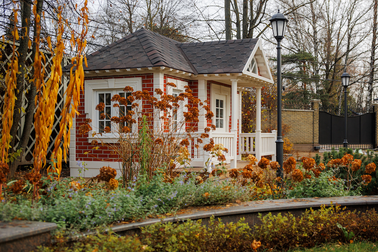 стоимость деревянного домика