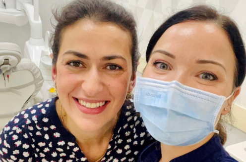 Отзывы ортодонта - улыбающиеся пациенты