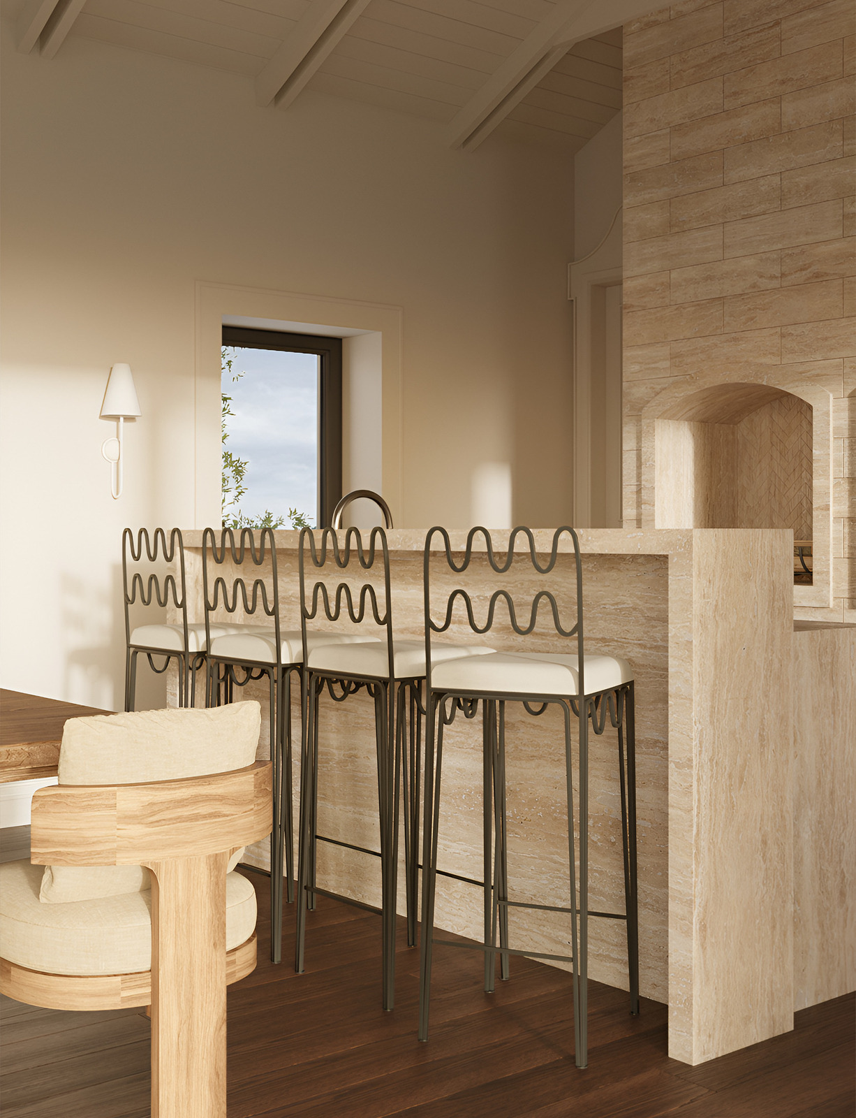 Малый дом с солнечной гостиной с большим столом в спокойной цветовой гамме. Дизайнер интерьера Екатерина Фёдорова