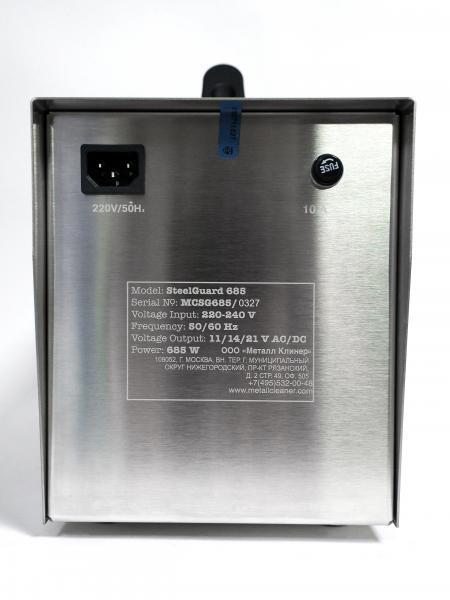Задняя панель STEELGUARD 685
