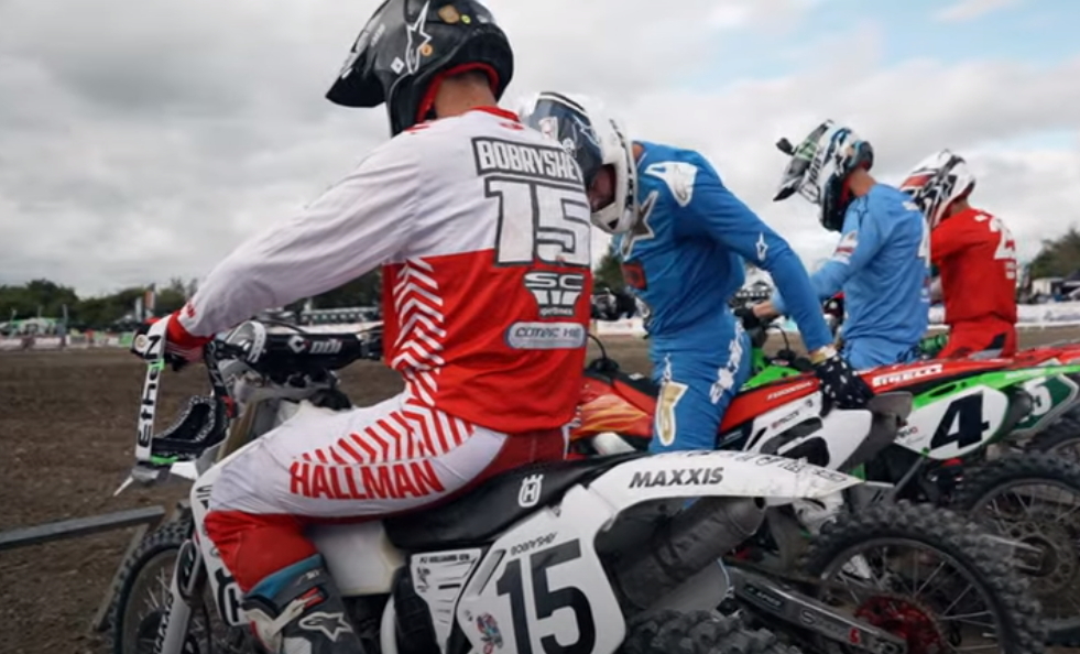 ВИДЕО: Евгений Бобрышев на Honda CR500R