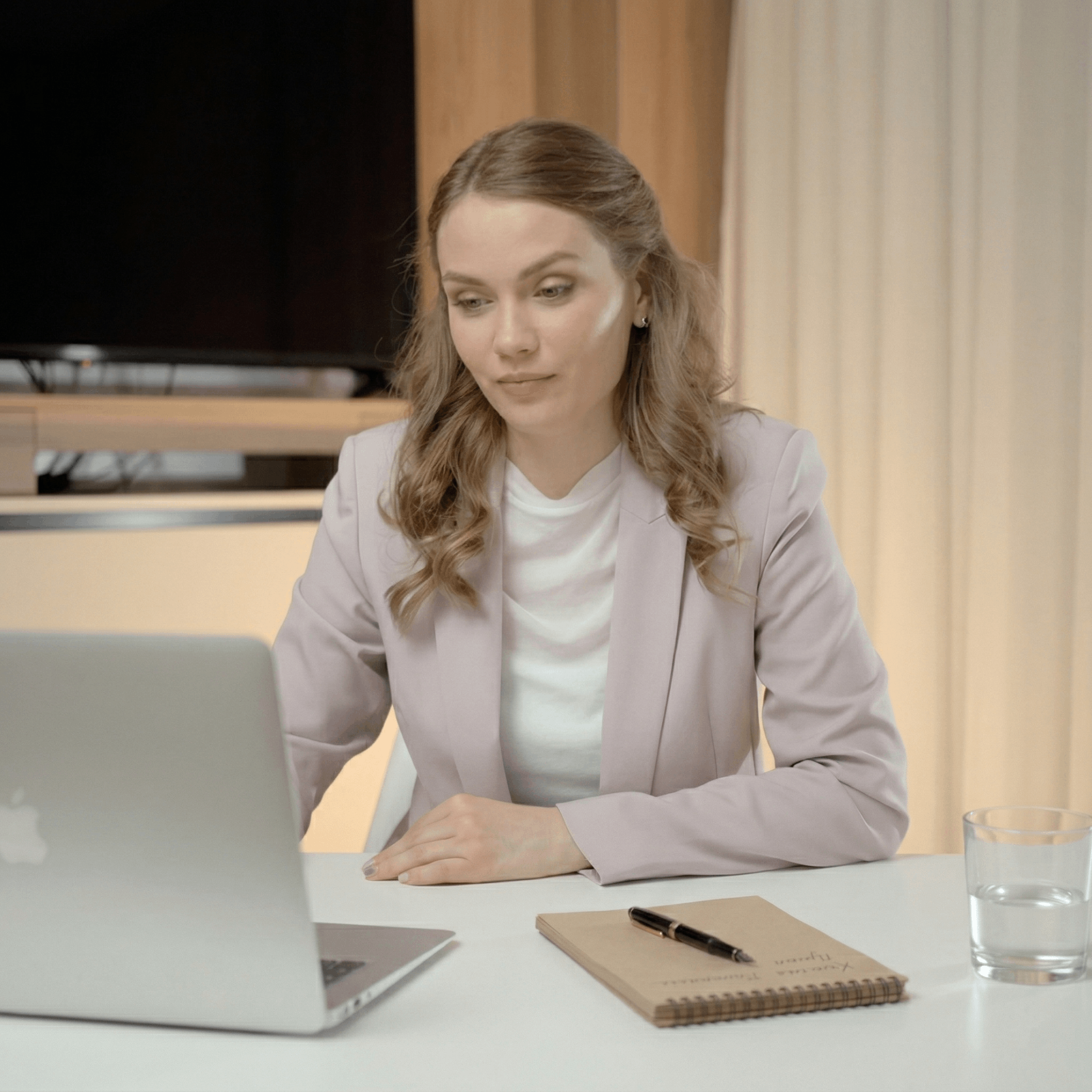 Виктория Хмелёва