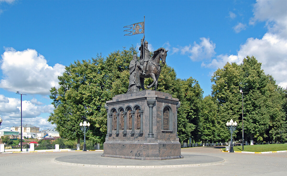 Памятники Во Владимире Фото