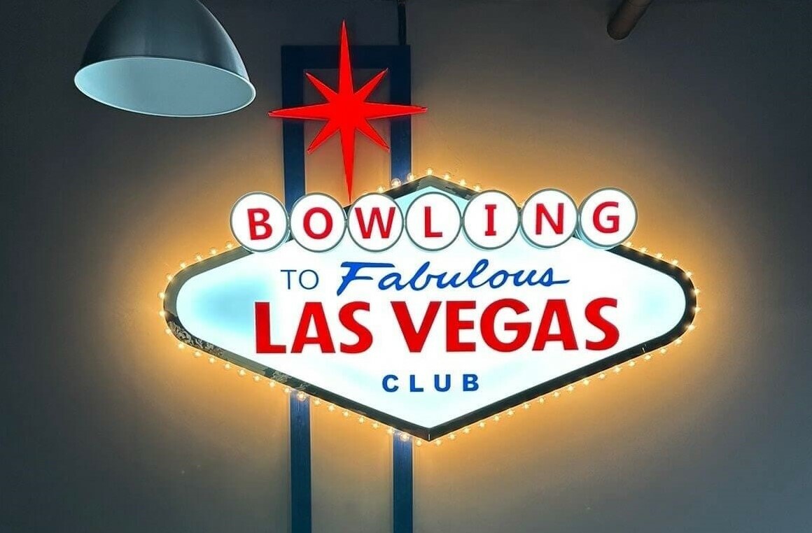 Световая вывеска "Лас-Вегас"